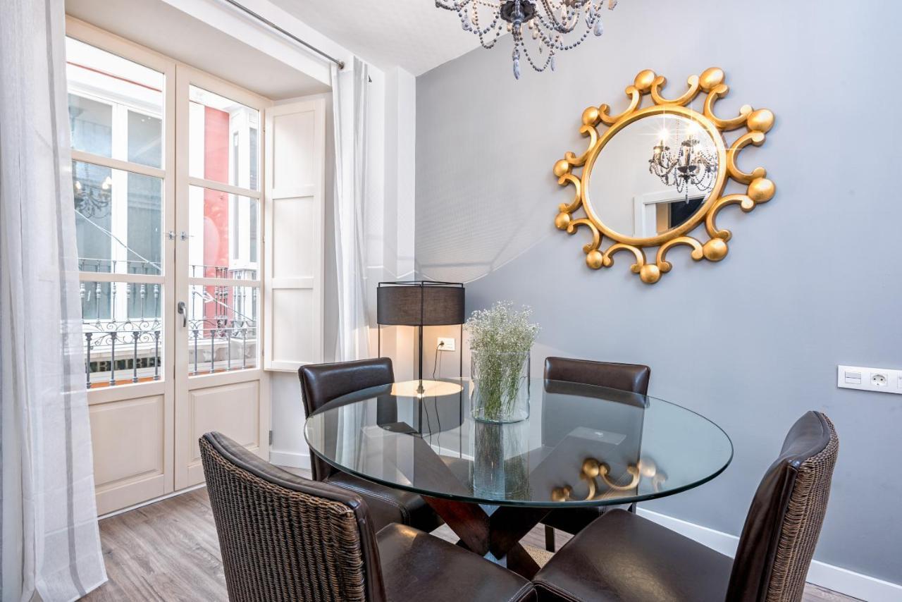Iloftmalaga Martires Apartment Bagian luar foto