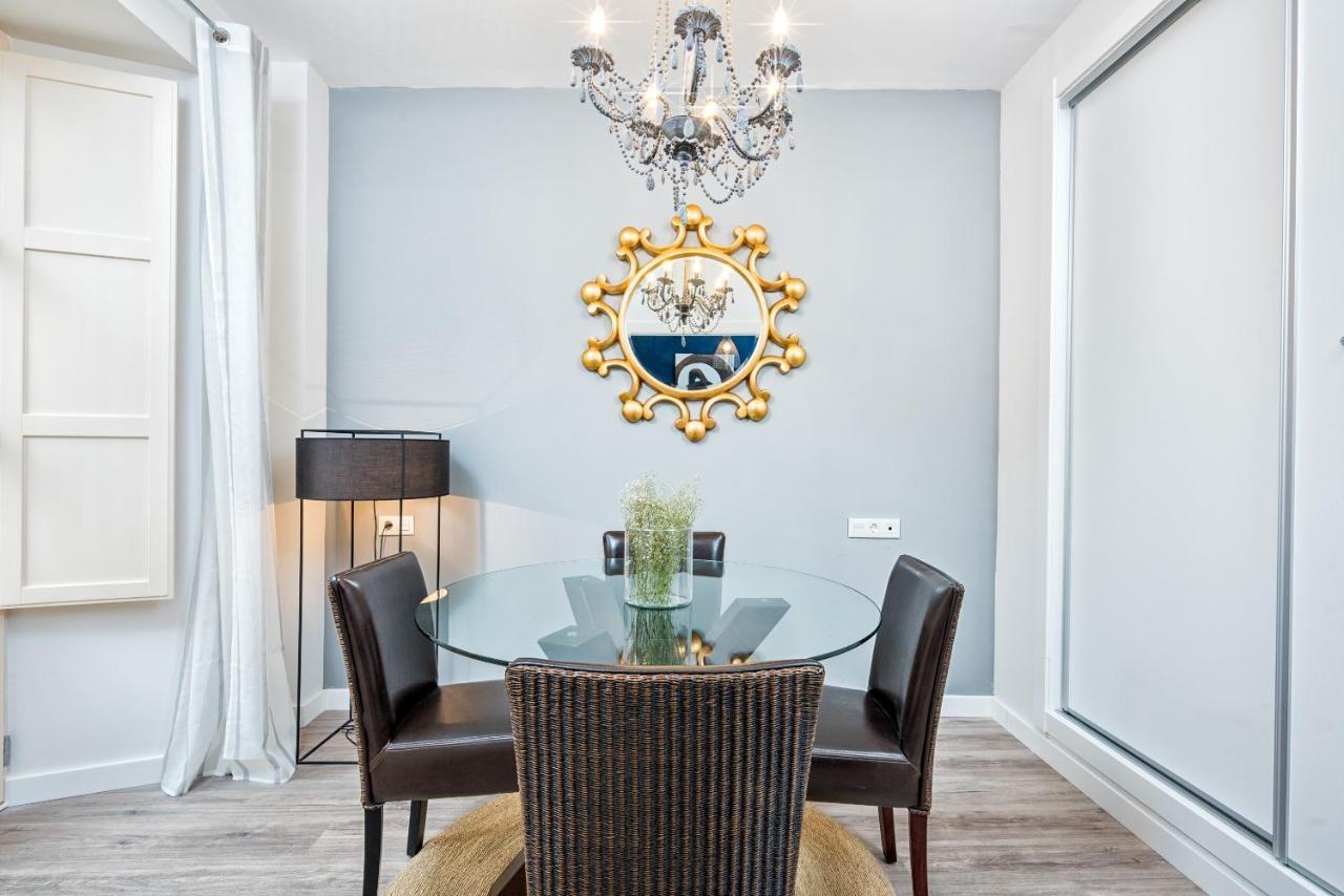 Iloftmalaga Martires Apartment Bagian luar foto