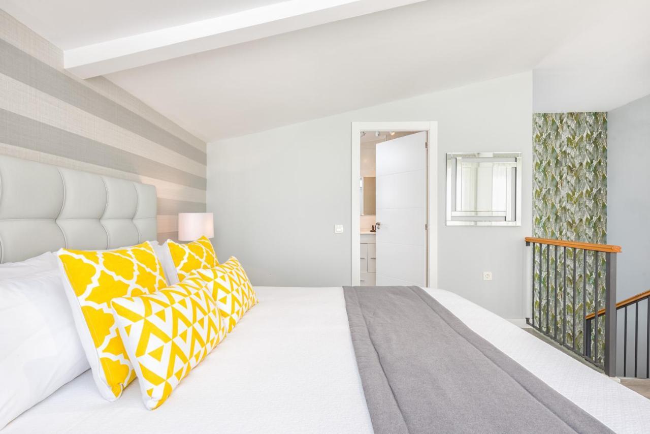 Iloftmalaga Martires Apartment Bagian luar foto