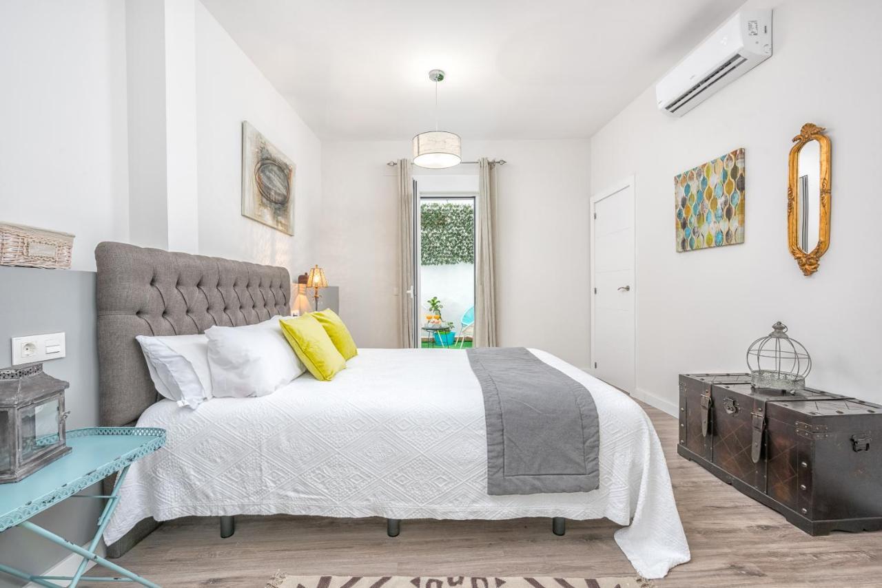 Iloftmalaga Martires Apartment Bagian luar foto