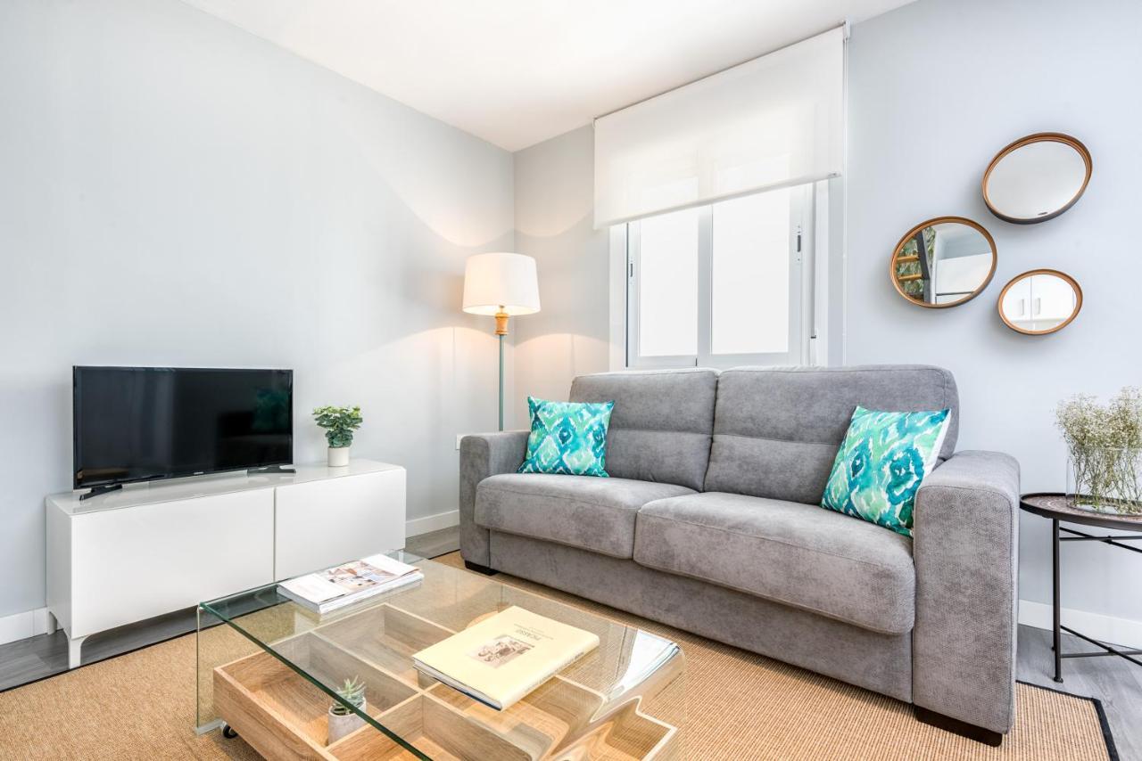 Iloftmalaga Martires Apartment Bagian luar foto