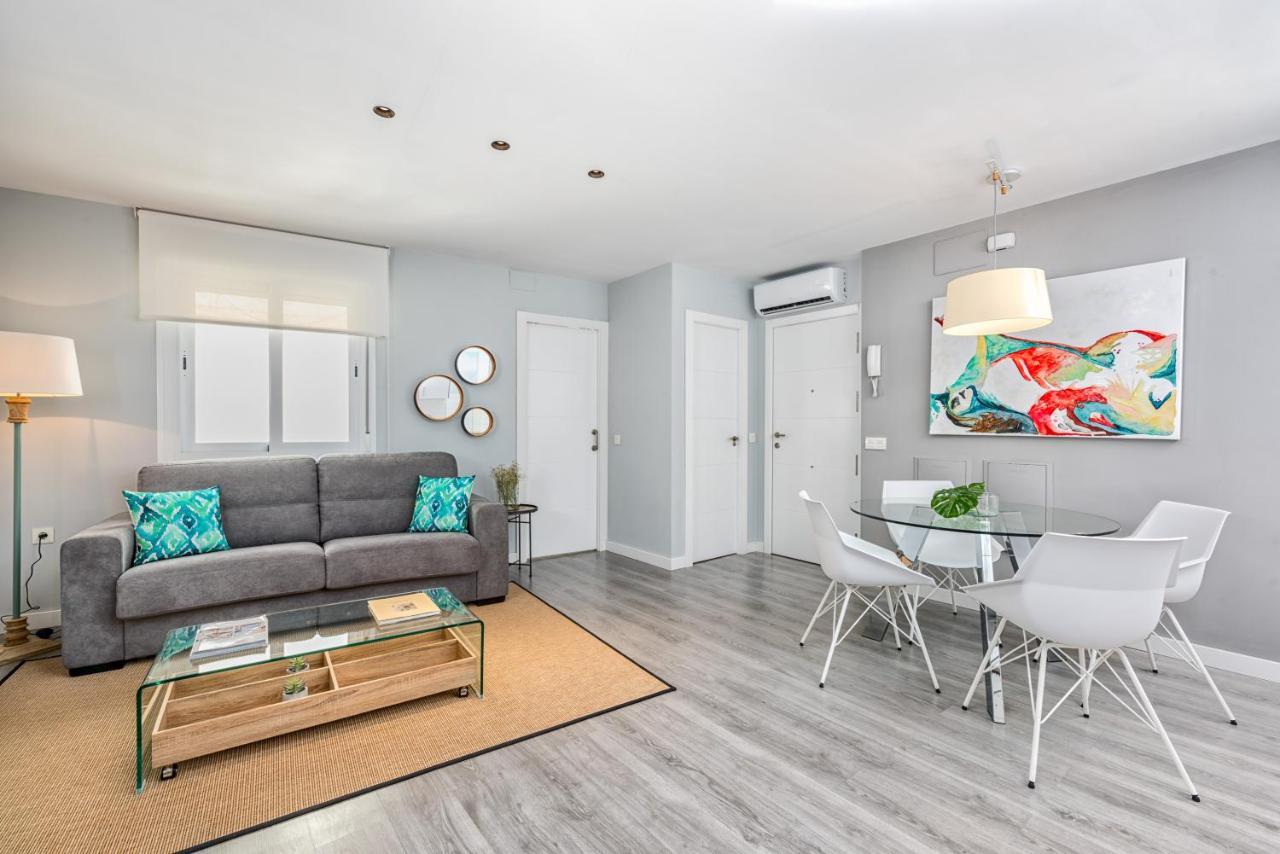 Iloftmalaga Martires Apartment Bagian luar foto