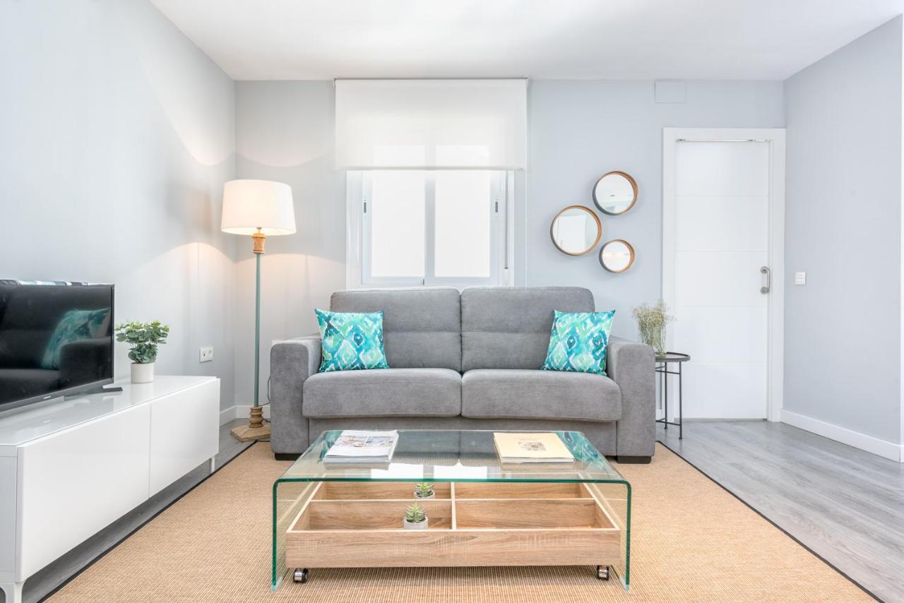 Iloftmalaga Martires Apartment Bagian luar foto